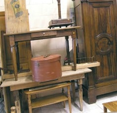 customiser-meuble-brocante-liberon