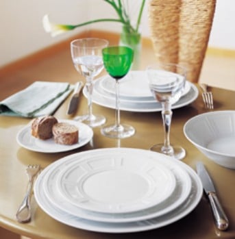 assiette-porcelaine-blanche-naxos-bernardaud